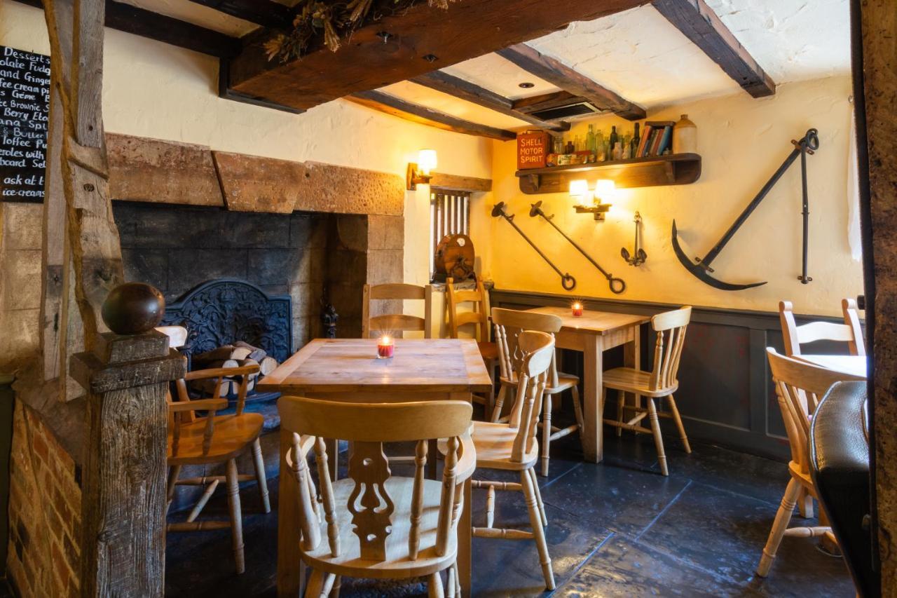 The Half Moon And Country Gasthof 3*