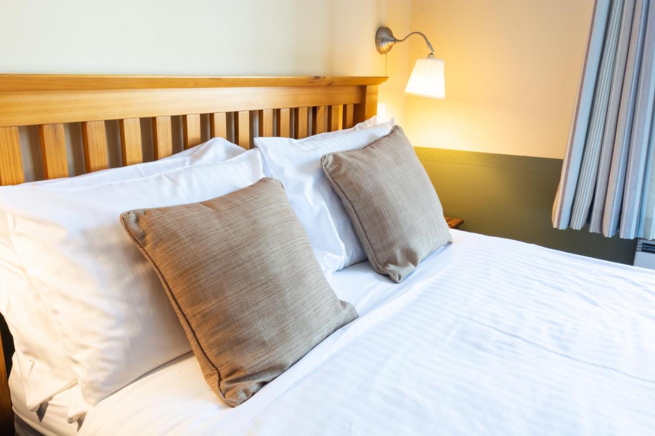 Inn The Half Moon And Country Yeovil